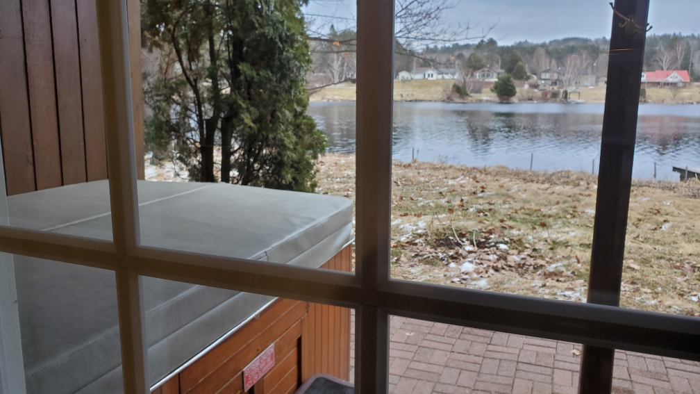 Picture of hottub outside a room at the Couple's Resort near Algonquin Park, Ontario, Canada.